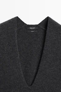 100% cashmere knit short sleeve sweater