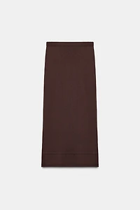 JUPE DROITE FLUIDE EN MAILLE