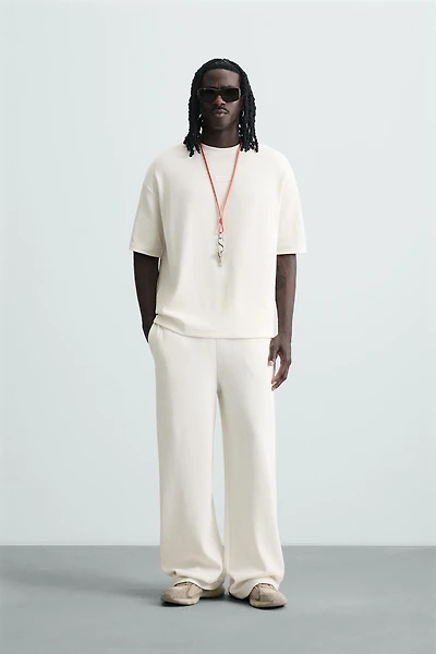 T-SHIRT STRUCTURE VERTICALE