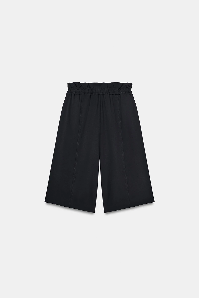 RUFFLE WAIST SHORTS
