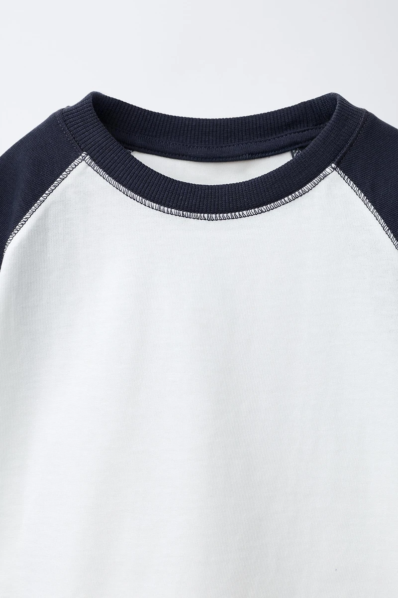 RAGLAN SLEEVE T-SHIRT