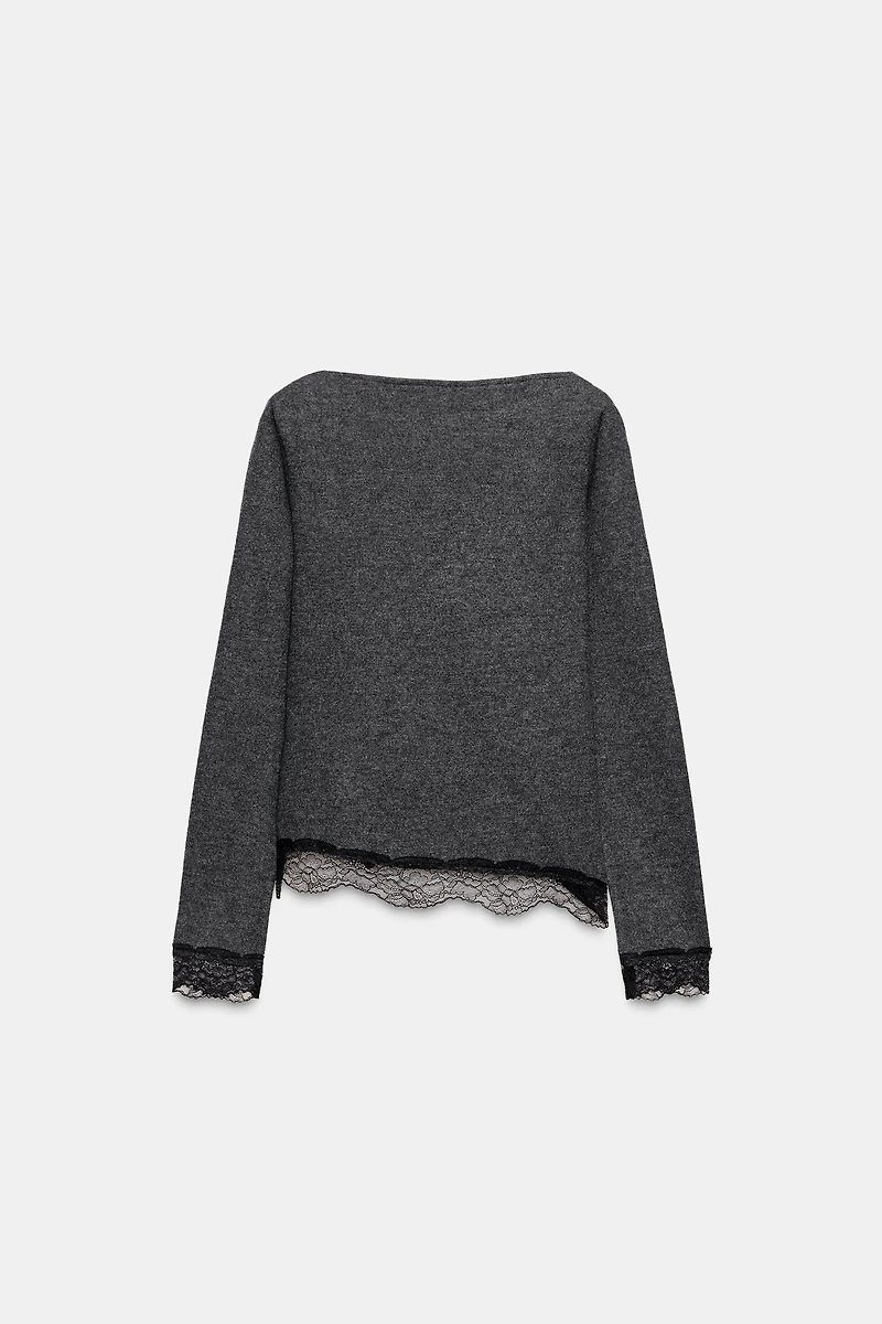 TOP EFFET DOUX EN DENTELLE