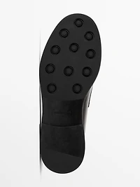 Mocassins en cuir avec patte