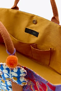 CHARM PRINTED BAG