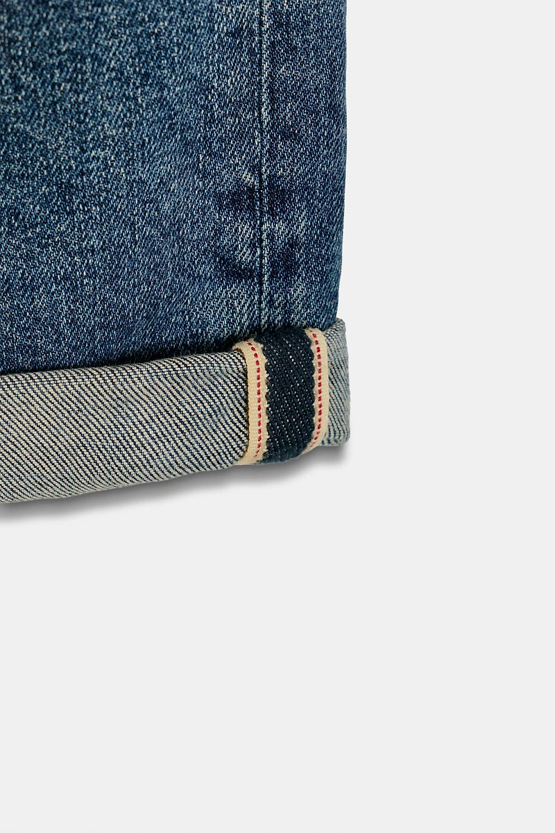 Z.07 RELAXED FIT HIGH WAISTED TURN-UP JEANS