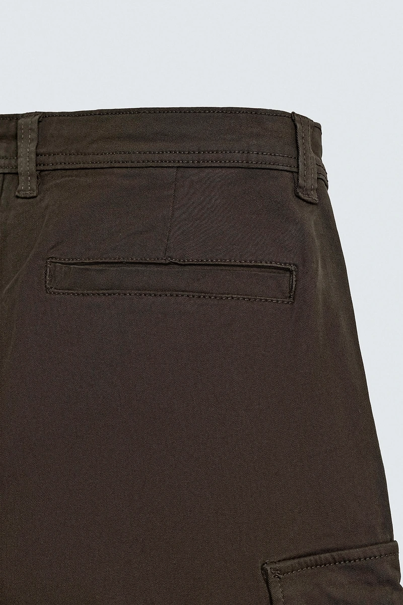RELAXED FIT CARGO PANTS