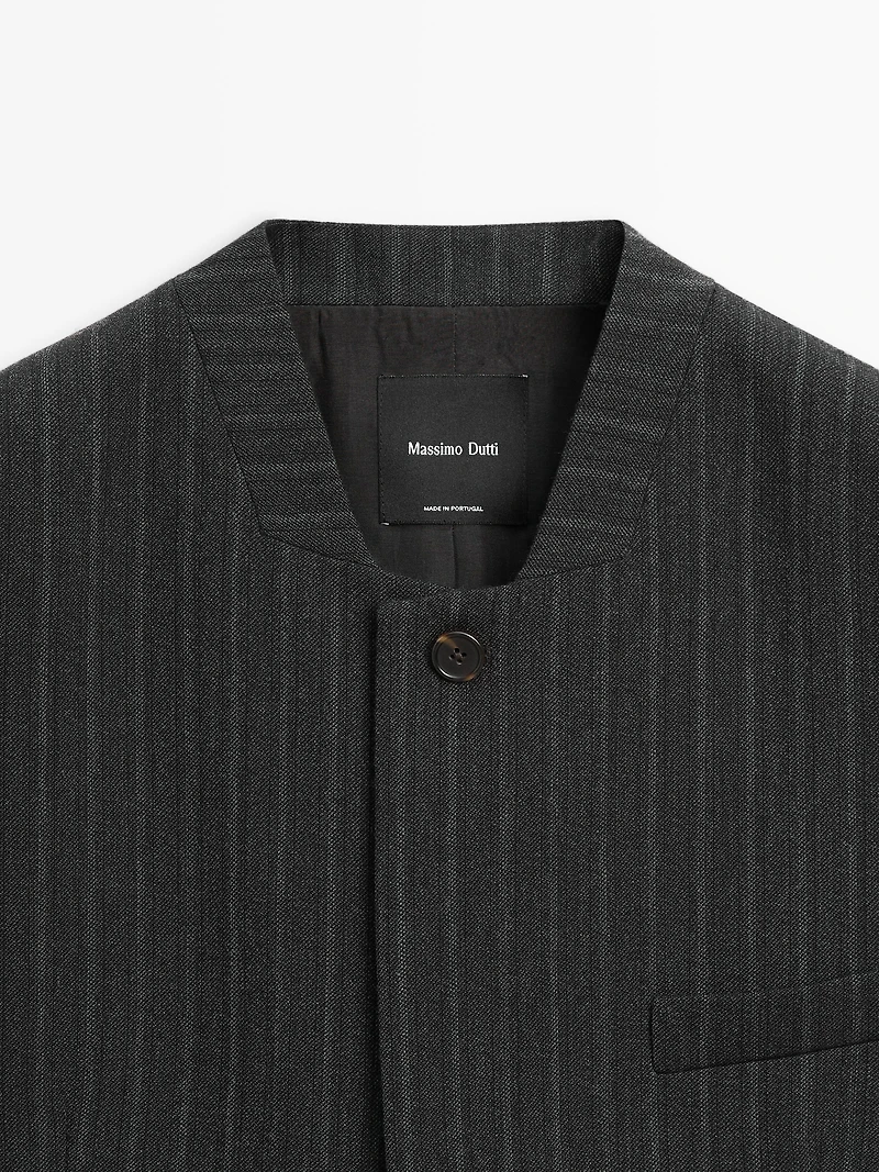 100% wool striped blazer with collar detail