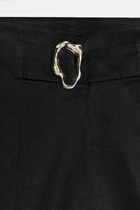 BUCKLED BARREL PANTS