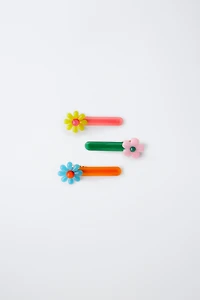 LOT DE TROIS PINCES FLEURS