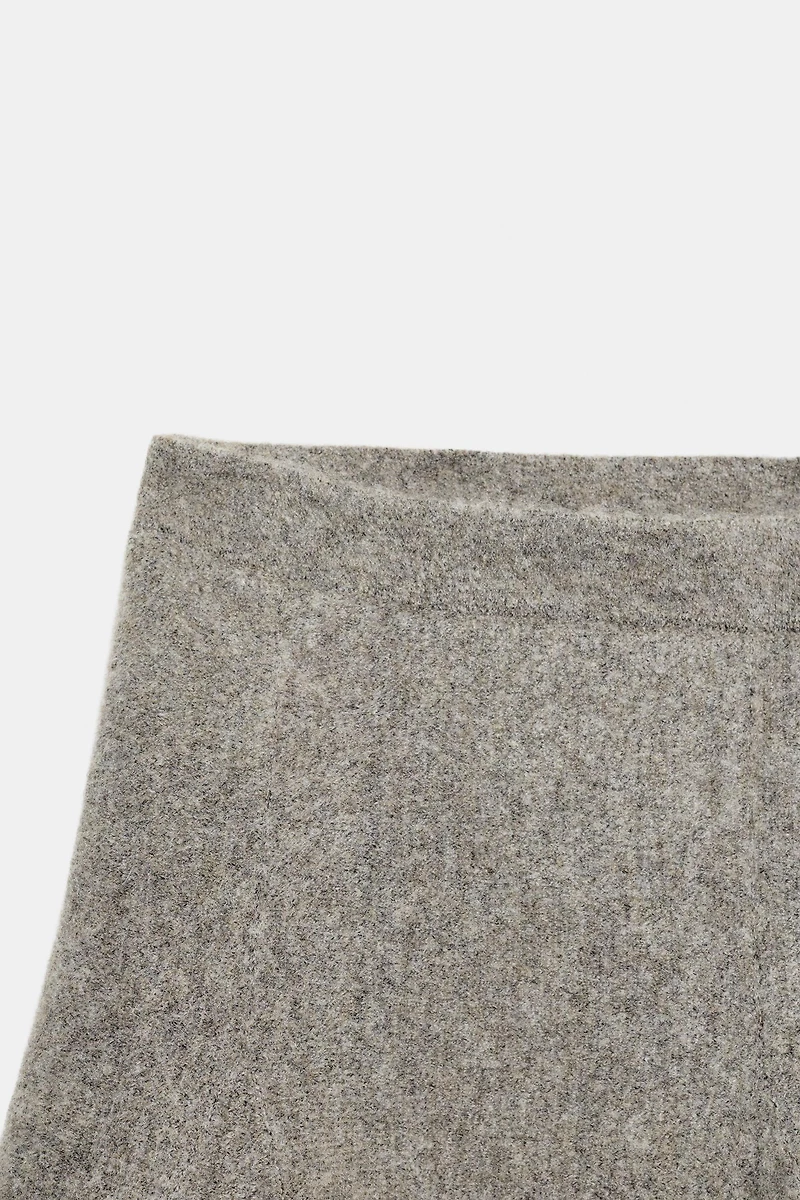 KNIT MINI SKIRT