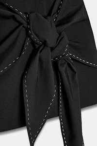 SHORT TOPSTITCH TIE DRESS