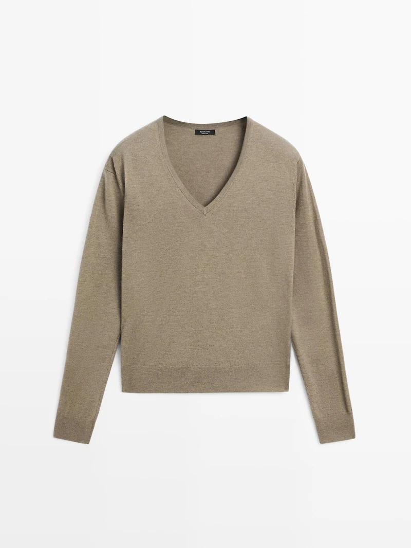 Wool blend V-neck knit sweater