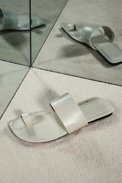 SANDALES PLATES EN CUIR LIMITED EDITION