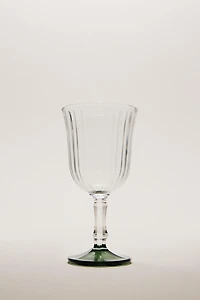 RAISED DESIGN WINE GLASS