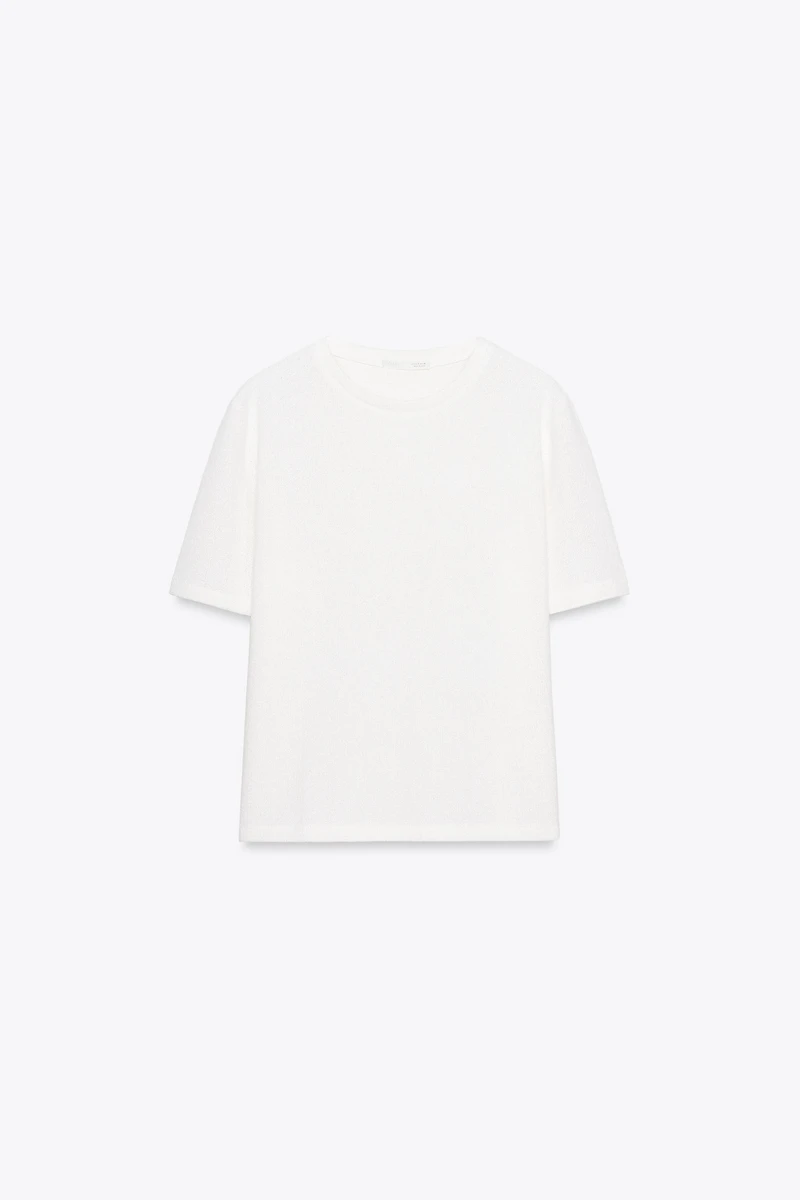 CUT-OUT KNIT TOP