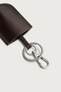 LEATHER PENDANT KEYCHAIN