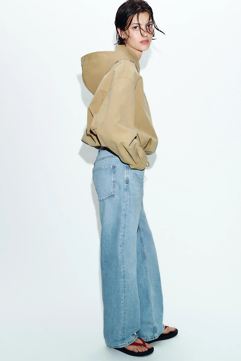 BLOUSON À CAPUCHE AMOVIBLE