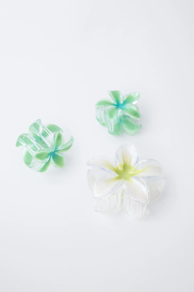 PACK OF THREE HIBISCUS HAIR CLIPS