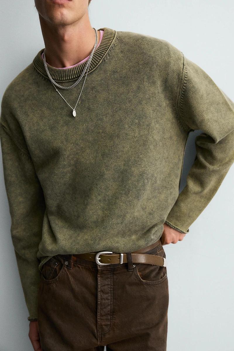 PULL DÉLAVÉ EN COTON