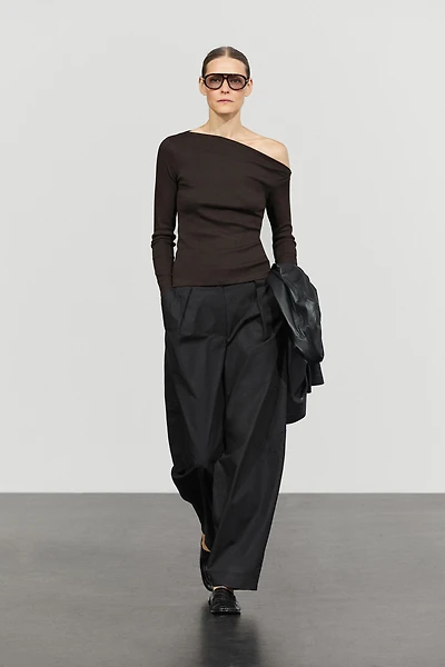 Draped shoulder detail T-shirt