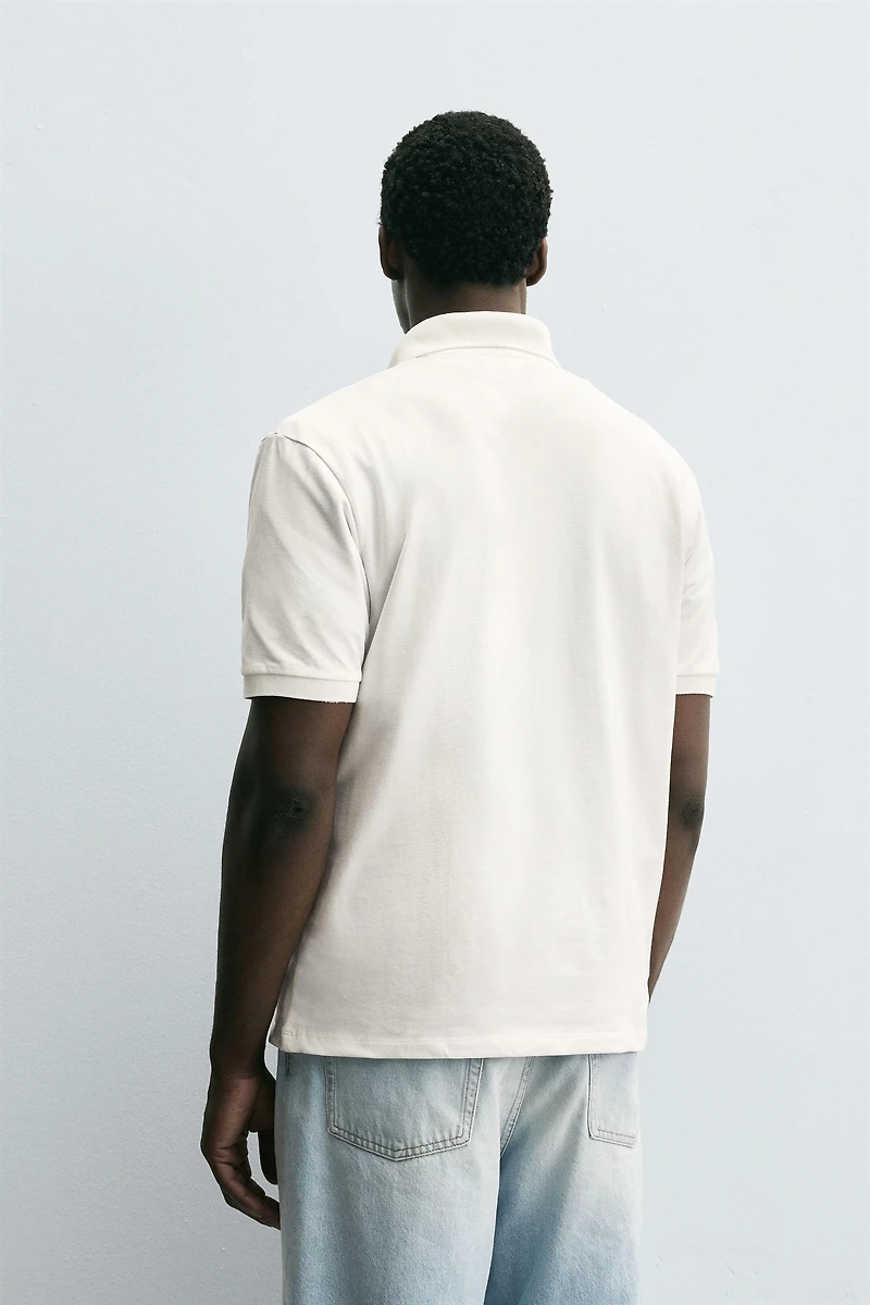 TEXTURED WEAVE PIQUÉ POLO SHIRT