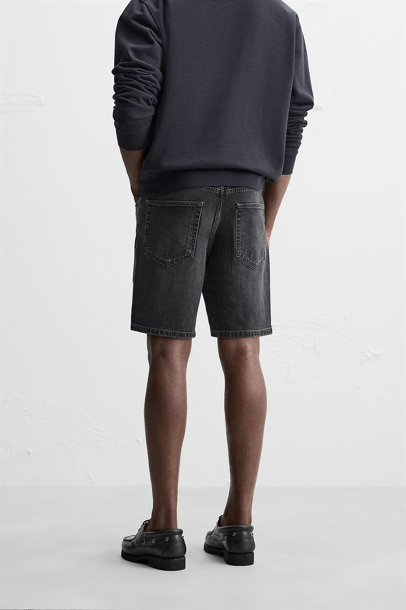REGULAR FIT DENIM SHORTS