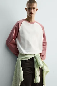 T-SHIRT COLOR BLOCK