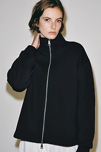 ZIP-UP SWEATSHIRT
