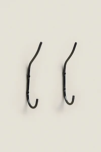 PACK OF LARGE DARK METAL HOOKS