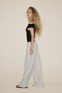 FLOWY PALAZZO PANTS