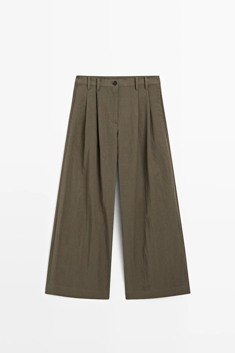 Technical wide-leg pleated pants