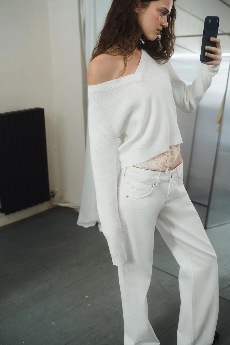 PULL EN MAILLE COL V