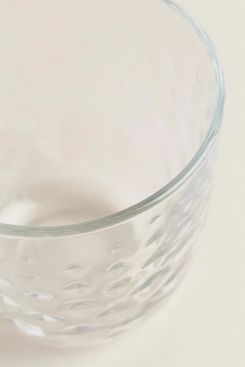 RAISED DESIGN TUMBLER