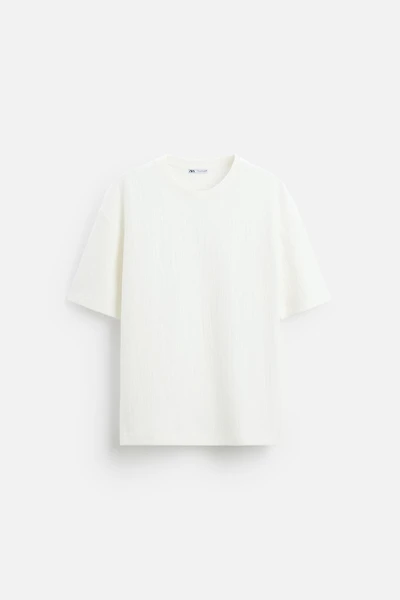 RELAXED FIT STRUCTURED T-SHIRT