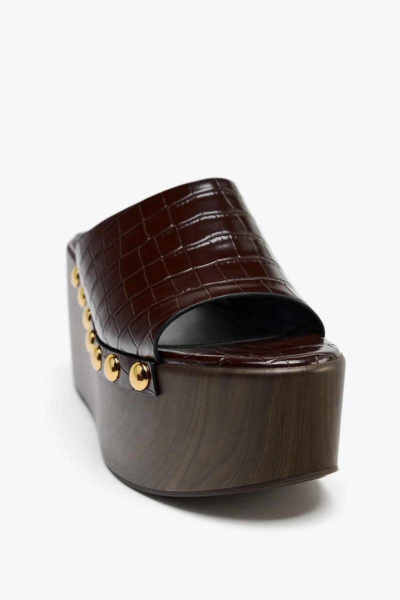 EMBOSSED PLATFORM WEDGES