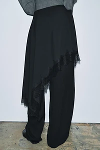 ASYMMETRIC LACE SKIRT ZW COLLECTION