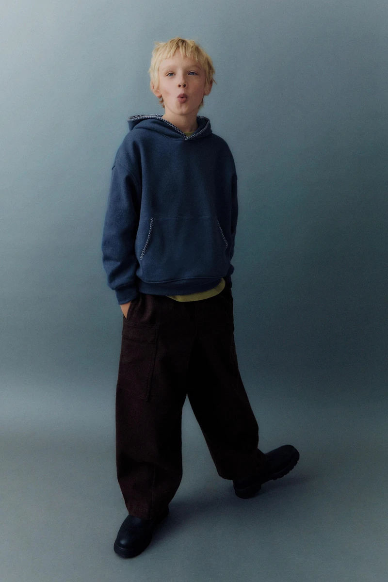 TOPSTITCHED HOODIE SWEATSHIRT