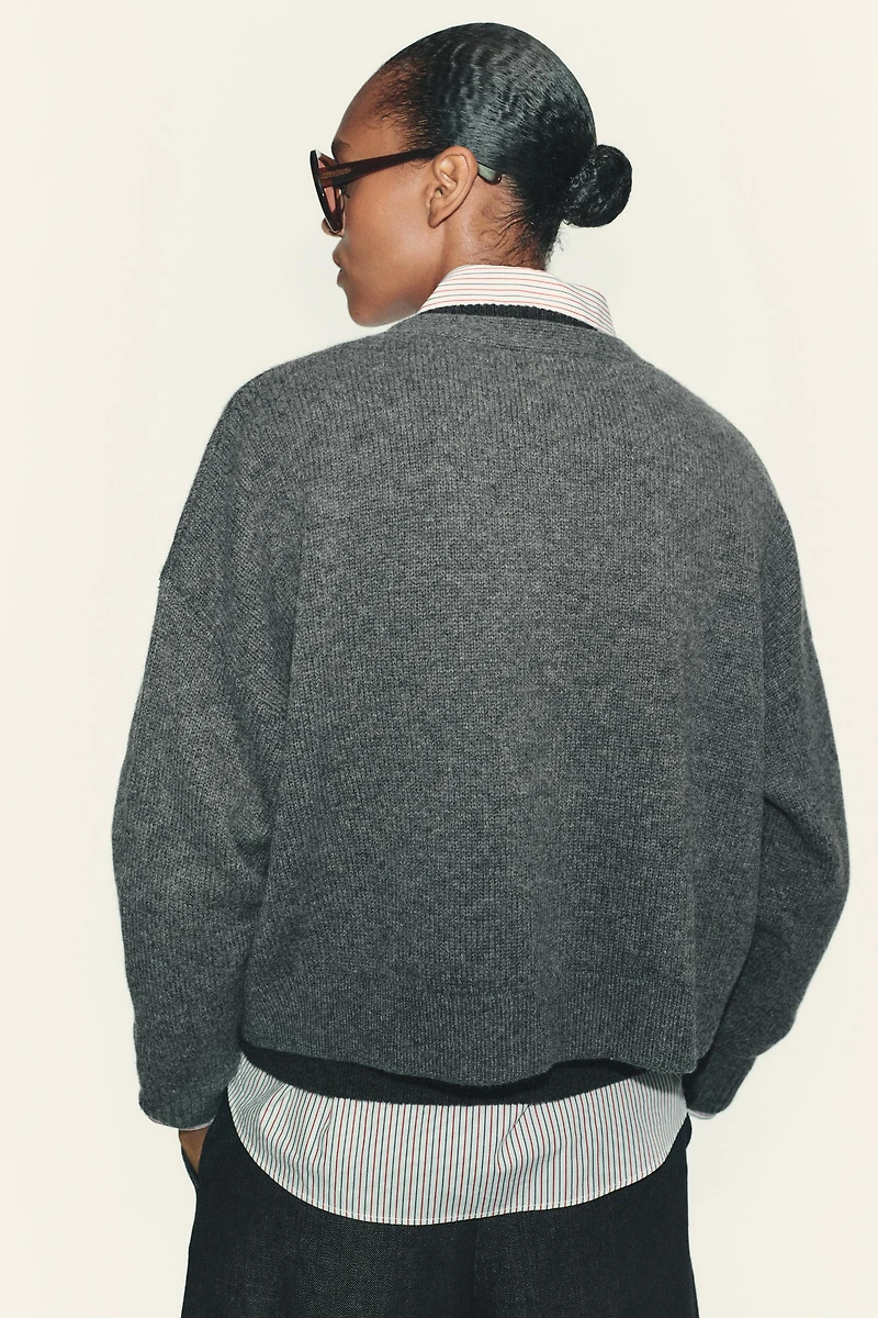 VESTE 100 % LAINE BOUTON DORÉ