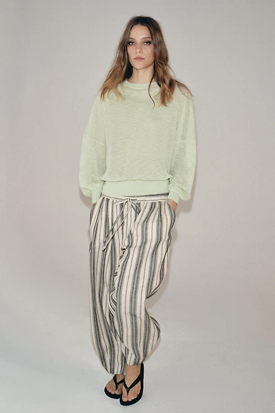PULL EN MAILLE EXTRA FIN AVEC LAINE