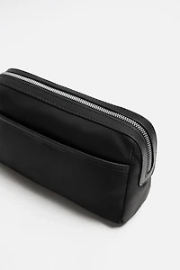 TROUSSE DE TOILETTE EN NYLON