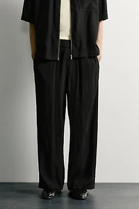 TEXTURED RELAXED FIT PANTS