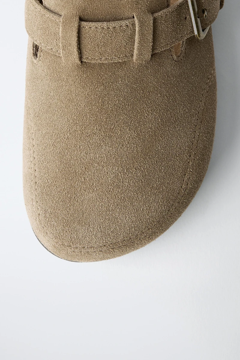 STORIESZ - SPLIT LEATHER CLOGS