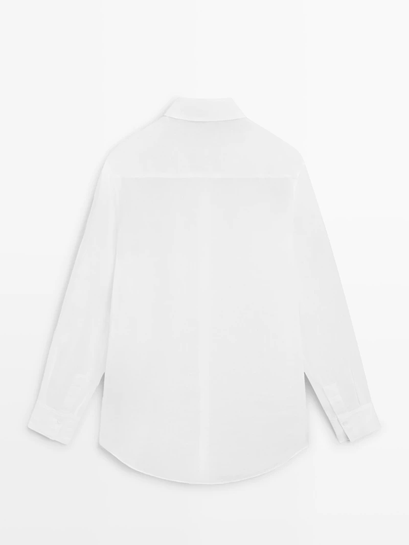 Flowing shirt with collar