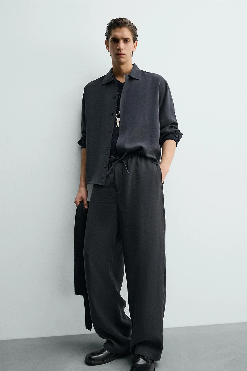 RELAXED FIT FLOWY PANTS
