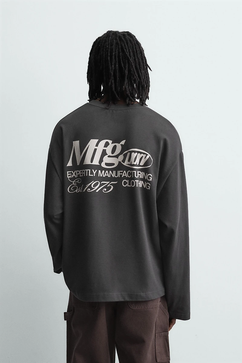 T-SHIRT À INSCRIPTION IMPRIMÉE