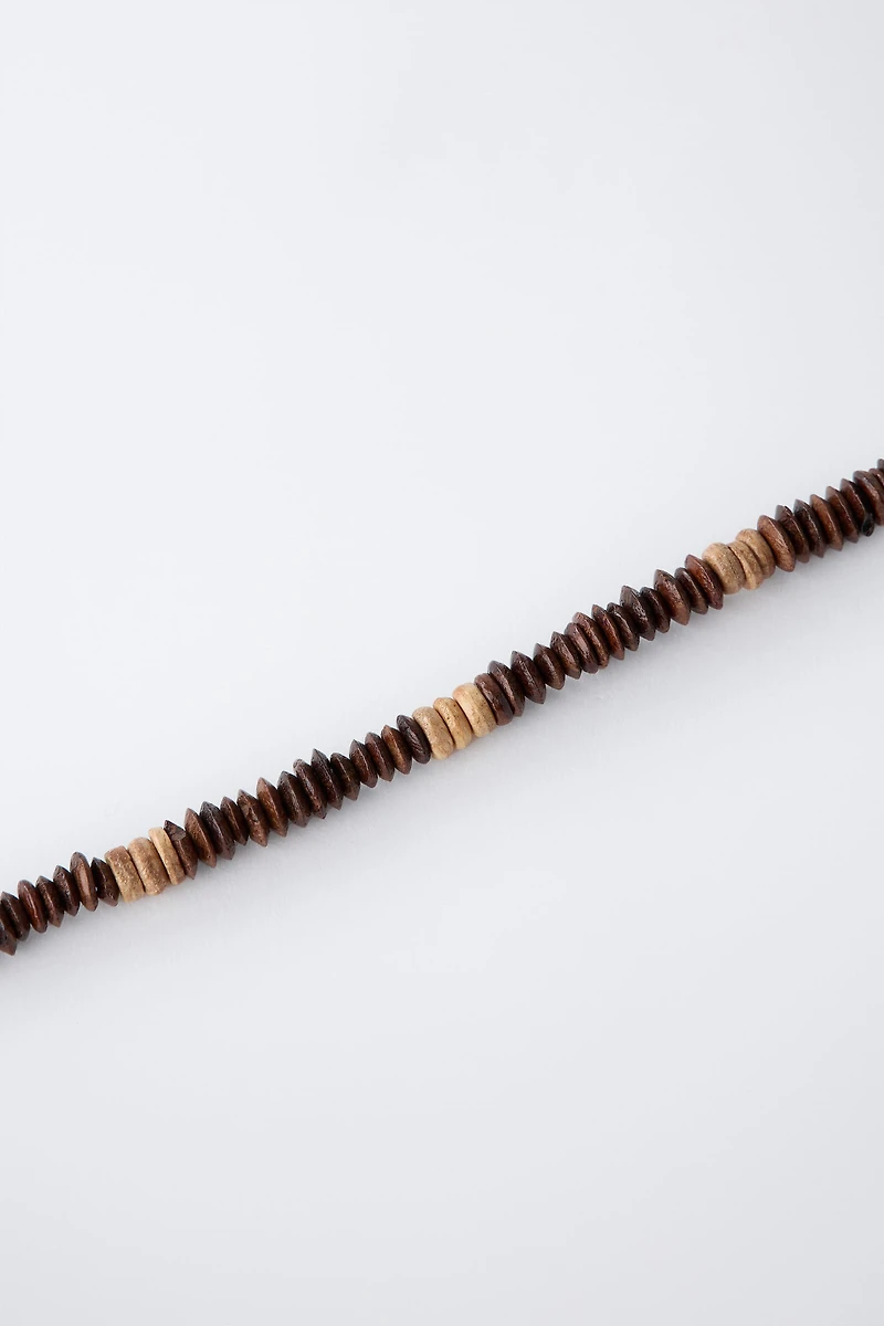 LOT DE DEUX COLLIERS FANTAISIE EN BOIS CACTUS