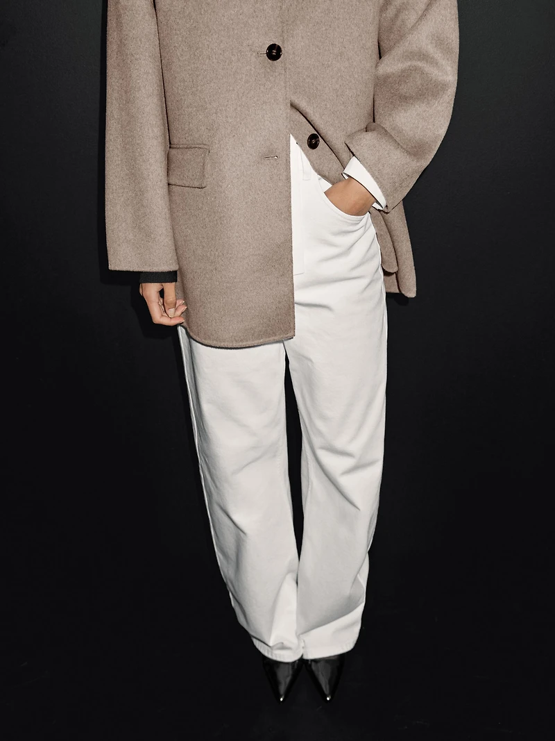 Medium wool blend coat