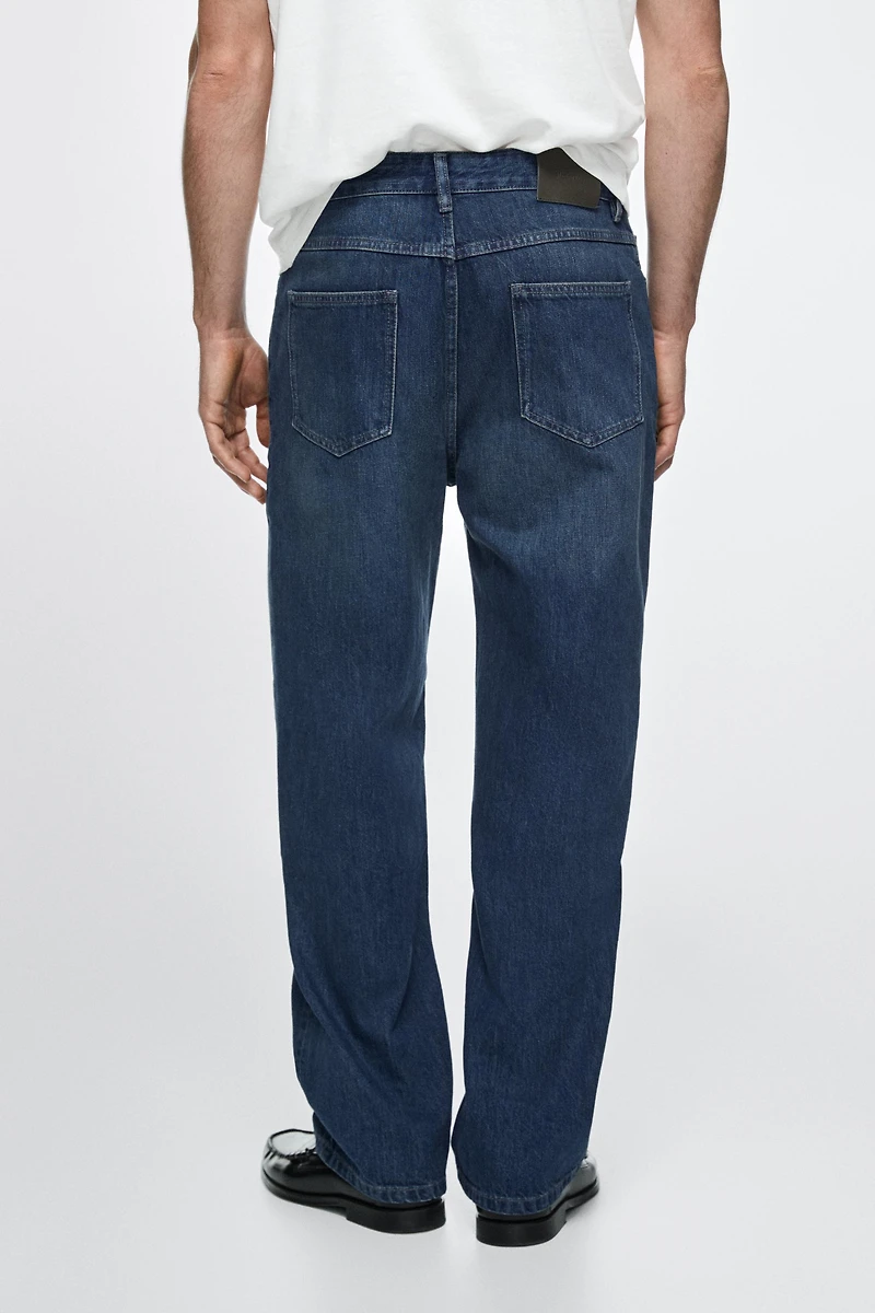 Wide-leg jeans