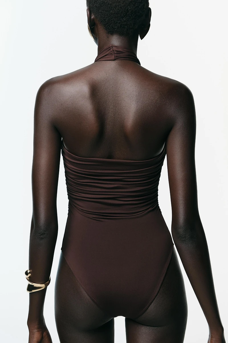 BODY EN POLYAMIDE HALTER PIÈCE MÉTALLIQUE