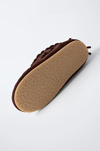 EMBROIDERED LEATHER BOOTS